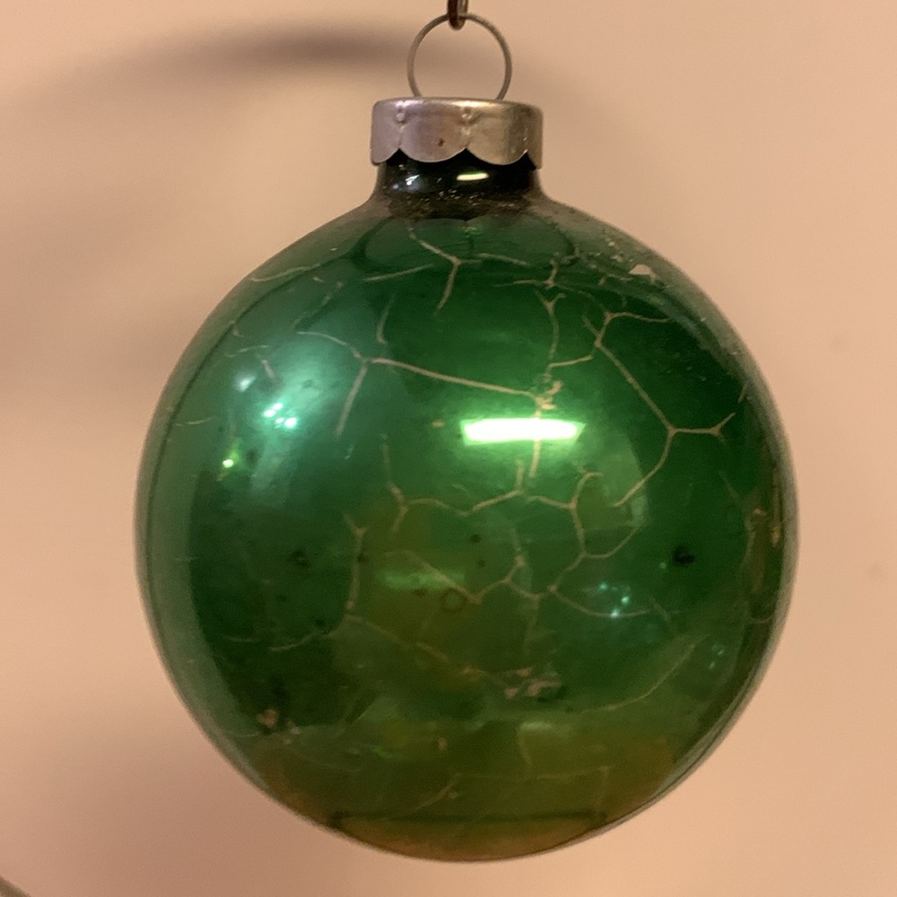 Vintage Christmas Ornament - Glass - Picture 4 of 6